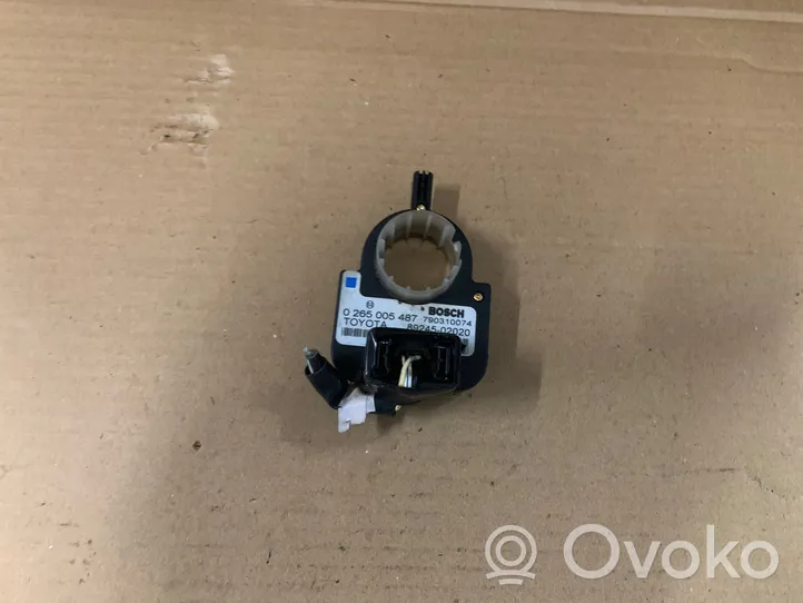 Toyota Avensis T250 Stūres stāvokļa (leņķa) sensors 8924502020