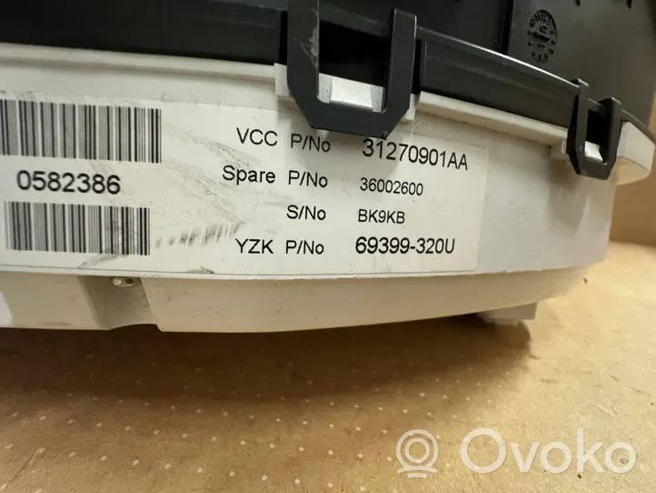 Volvo V60 Spidometras (prietaisų skydelis) 36002600