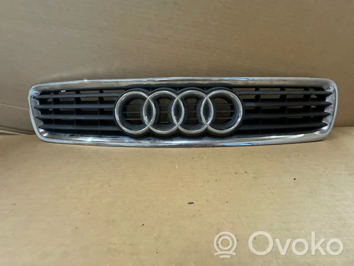 Audi A4 S4 B6 8E 8H Kühlergrill 8D0853651R