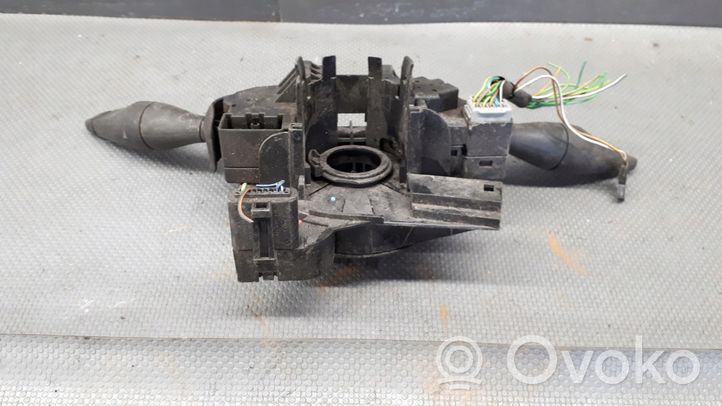 Ford Focus Leva/interruttore dell’indicatore di direzione e tergicristallo 98AG13335AD