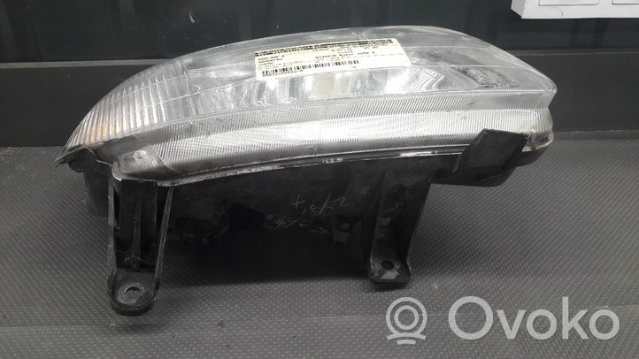 Daihatsu Cuore Etu-/Ajovalo 10051587