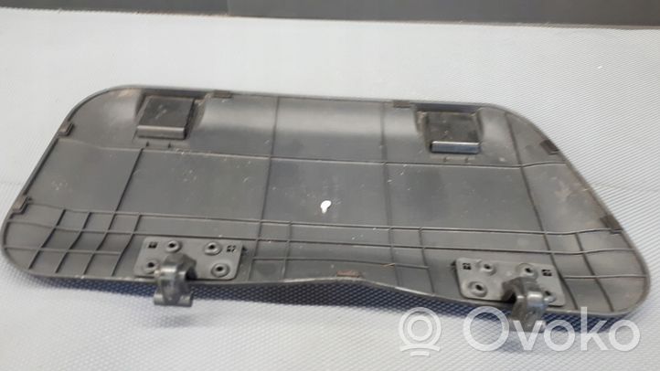 Mercedes-Benz ML W163 Otros elementos de revestimiento del maletero/compartimento de carga A1637163380
