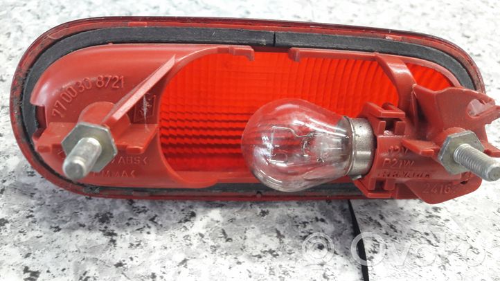 Renault Kangoo I Luce d’arresto centrale/supplementare 7700308721