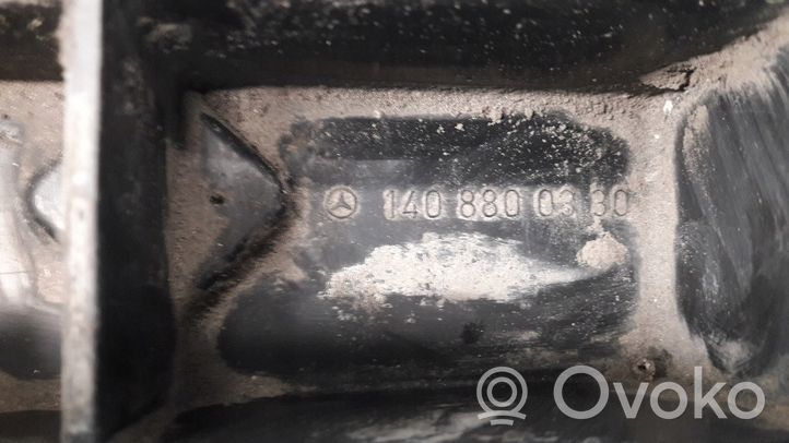 Mercedes-Benz S W140 Support de pare-chocs arrière 1408800330