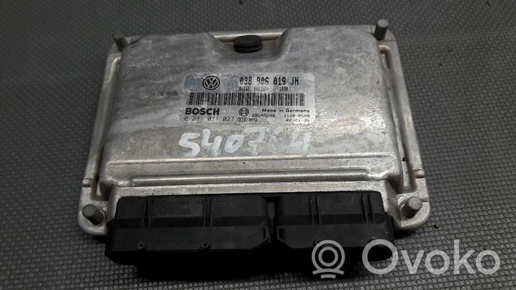 Volkswagen Polo IV 9N3 Dzinēja vadības bloks 0281011027