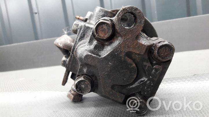 Hyundai Pony Power steering pump 5711024000