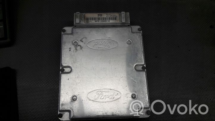 Ford Fiesta Sterownik / Moduł ECU 92FB12A650CD