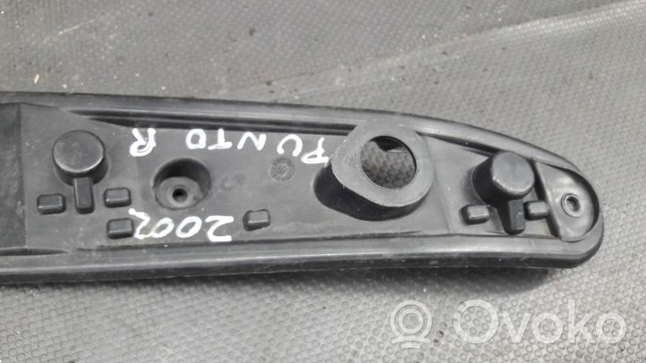 Fiat Punto (176) Portalampada fanale posteriore 28638015