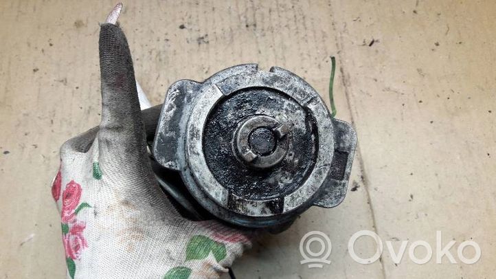 Opel Ascona C Spark distributor 0231186039