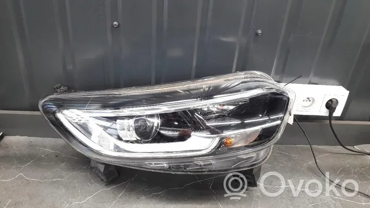 Renault Kadjar Headlight/headlamp 260104607r