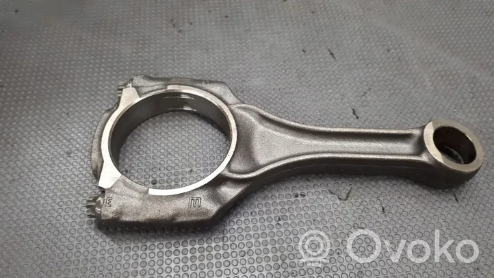 BMW 7 G11 G12 Piston with connecting rod 