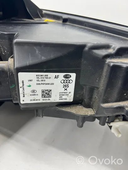 Audi A6 S6 C7 4G Lampa przednia 8V0941005