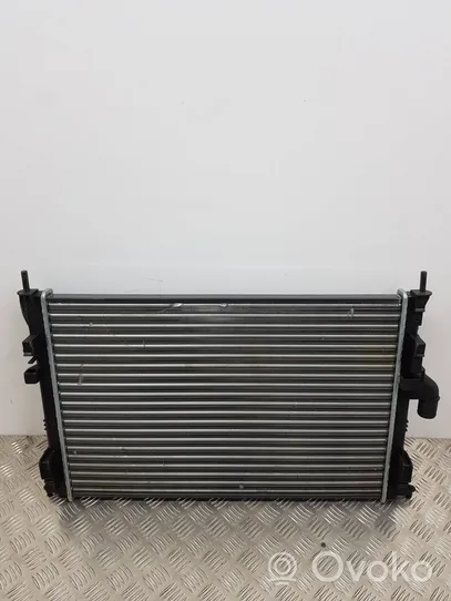 Dacia Sandero Coolant radiator 8200735039