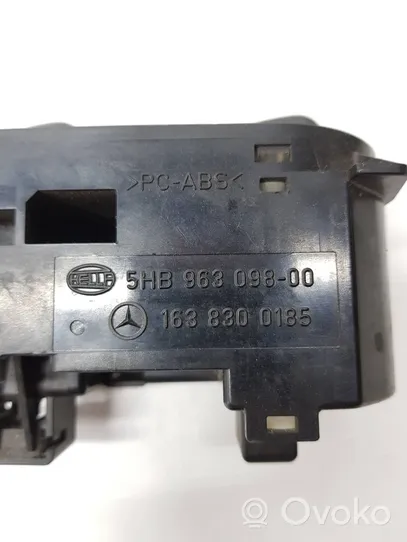 Mercedes-Benz ML W163 Panel klimatyzacji 1638300185