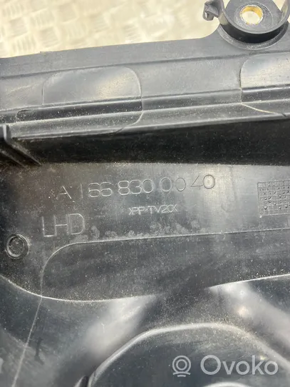 Mercedes-Benz ML W166 Carcasa de montaje de la caja de climatización interior A1668300040