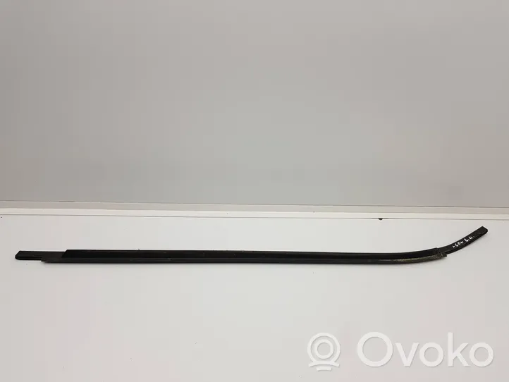 Seat Leon (5F) Rivestimento modanatura del vetro della portiera posteriore 554839478