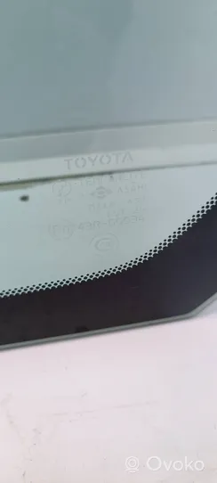 Toyota Land Cruiser (J100) Aizmugurējais virsbūves sānu stikls 43R00034