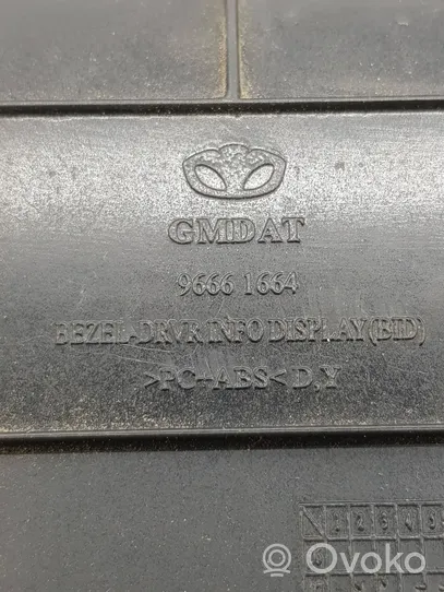 Opel Antara Écran / affichage / petit écran 96661664