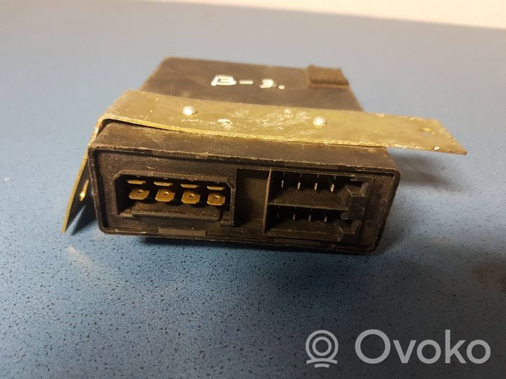 Volkswagen PASSAT B3 Durų elektronikos valdymo blokas 357959875A