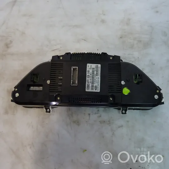 Audi A6 Allroad C5 Compteur de vitesse tableau de bord 4F0920900L