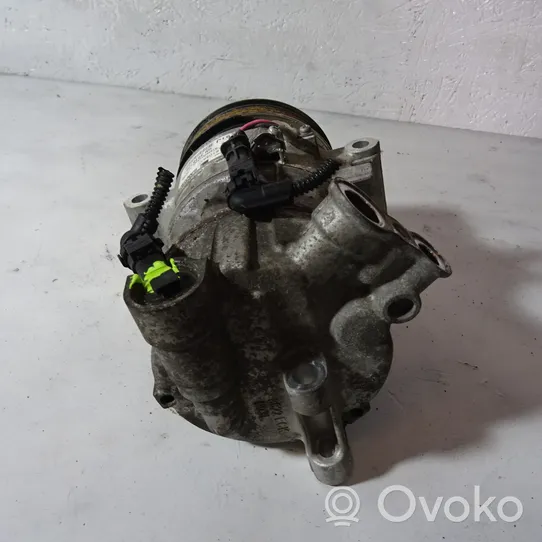 Opel Astra K Ilmastointilaitteen kompressorin pumppu (A/C) 39157291