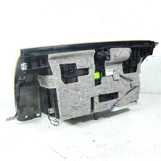Jaguar XJ X351 Glove box, 62.88 € RRR