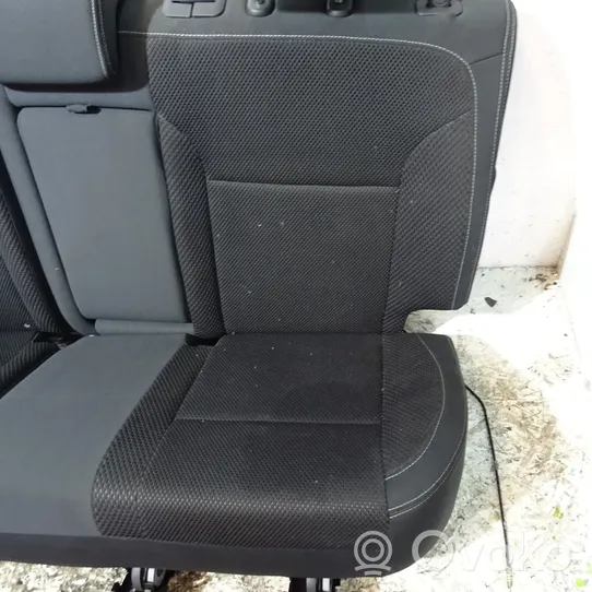 Renault Koleos I Second row seats 