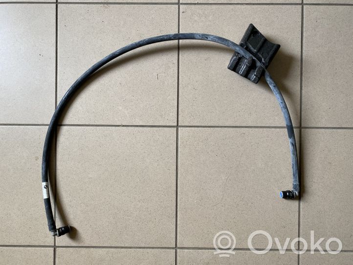 BMW M6 Headlight washer hose/pipe 