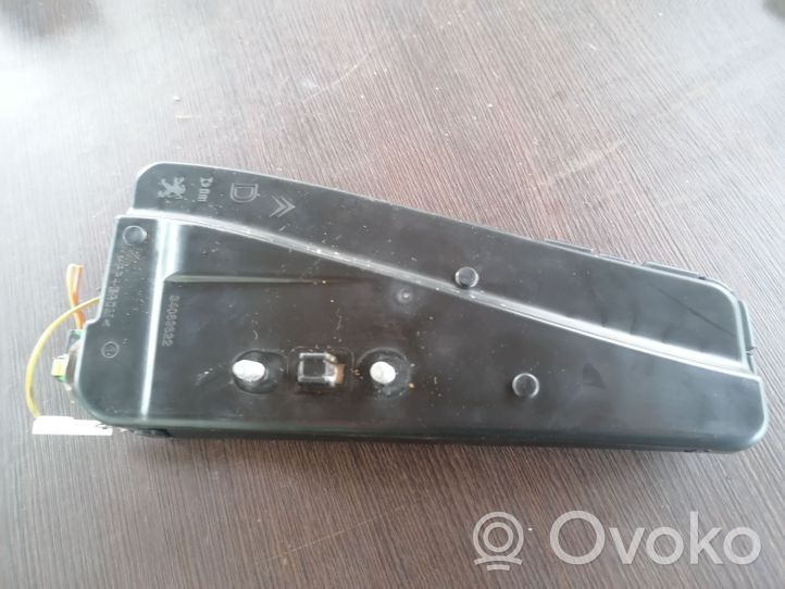 Peugeot 3008 I Sēdekļa drošības spilvens 9684602380