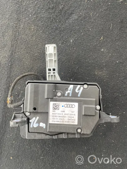 Audi A4 S4 B9 Palanca/selector de cambios (interno) 8W2713041E