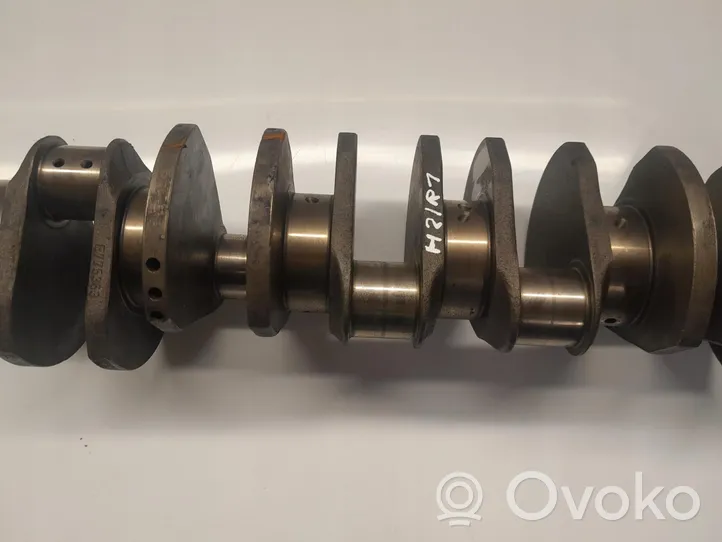 BMW 8 E31 Crankshaft 775363