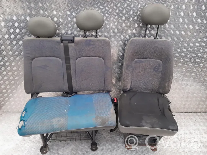 Renault Master II Seat set 