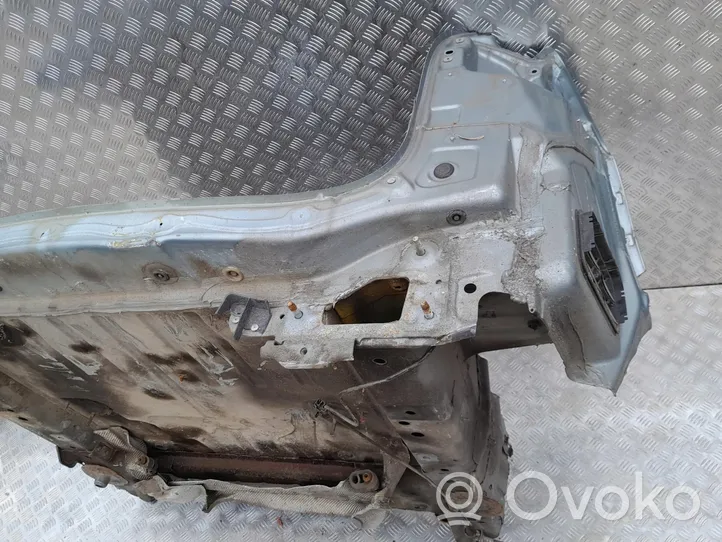 Opel Zafira C Elementy tylnej części nadwozia BRAK