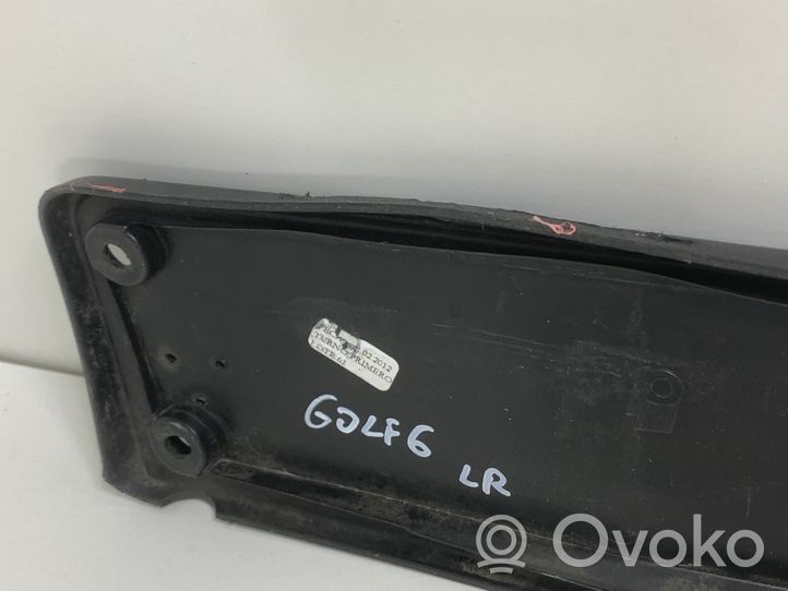 Volkswagen Golf VI Ramka przedniej tablicy rejestracyjnej 1K9807287