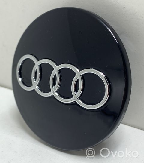 Audi Q3 8U Rūpnīcas varianta diska centra vāciņš (-i) 8D0601170