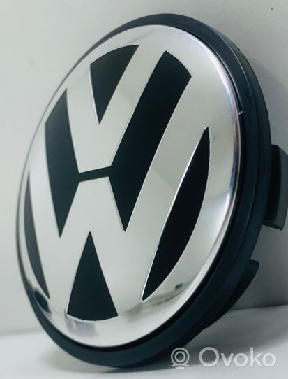 Volkswagen Touareg I Rūpnīcas varianta diska centra vāciņš (-i) 3B7601171