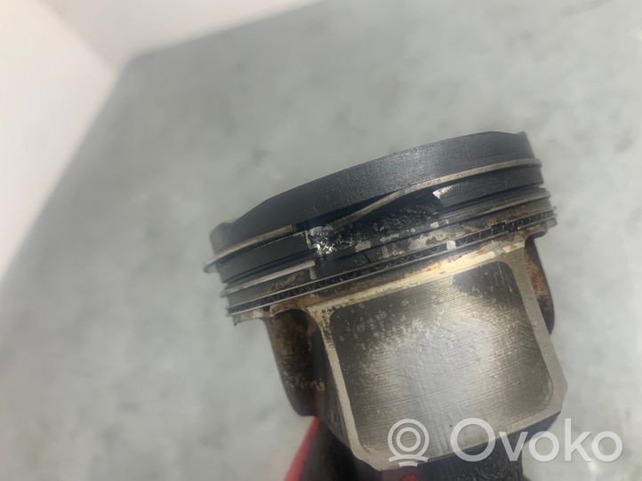 Volkswagen Jetta VI Connecting rod/conrod 