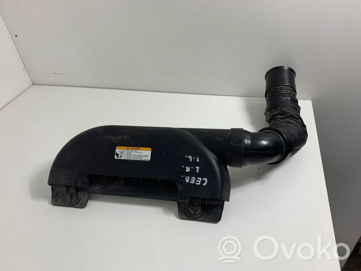 KIA Ceed Air intake duct part 282121H110