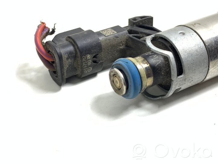 Volkswagen Golf VII Injecteur de carburant 04E133036A