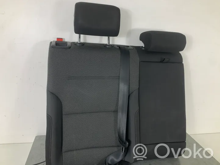 Volkswagen Golf VII Rear seat 