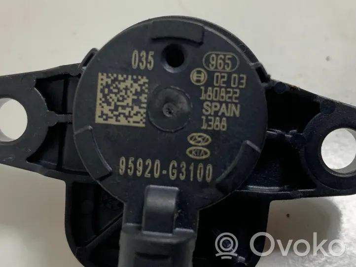 Hyundai i30 Sensor impacto/accidente para activar Airbag 95920G3100