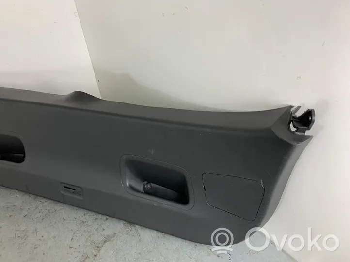 Hyundai i30 Rivestimento portellone posteriore/bagagliaio 81750G4000