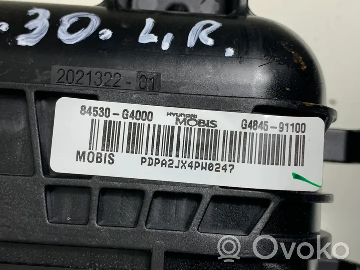 Hyundai i30 Airbag del passeggero 84530G4000