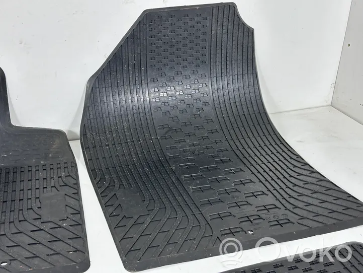 Hyundai i30 Kit tapis de sol auto G4131ADE00