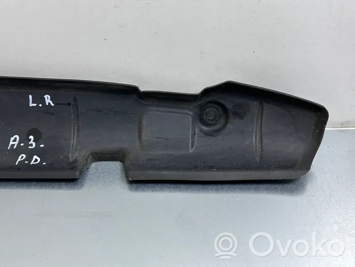 Audi A3 S3 8V Rivestimento dell’estremità del parafango 8V5821112