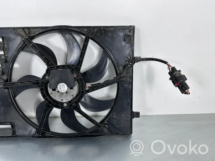 Volkswagen Golf VII Radiator cooling fan shroud 5Q0121205