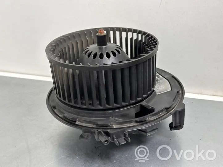 Volkswagen Golf VII Ventola riscaldamento/ventilatore abitacolo 5Q0907521E