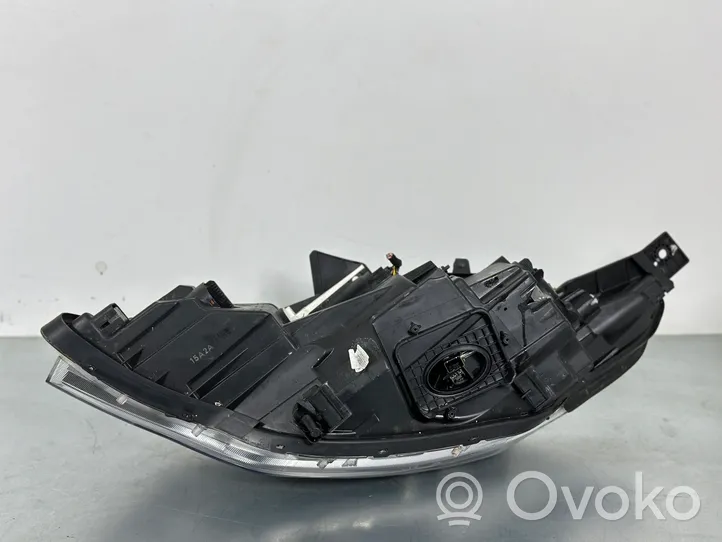 KIA Optima Headlight/headlamp 92102D4190