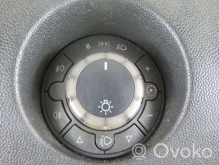 Opel Combo D Interrupteur antibrouillard 