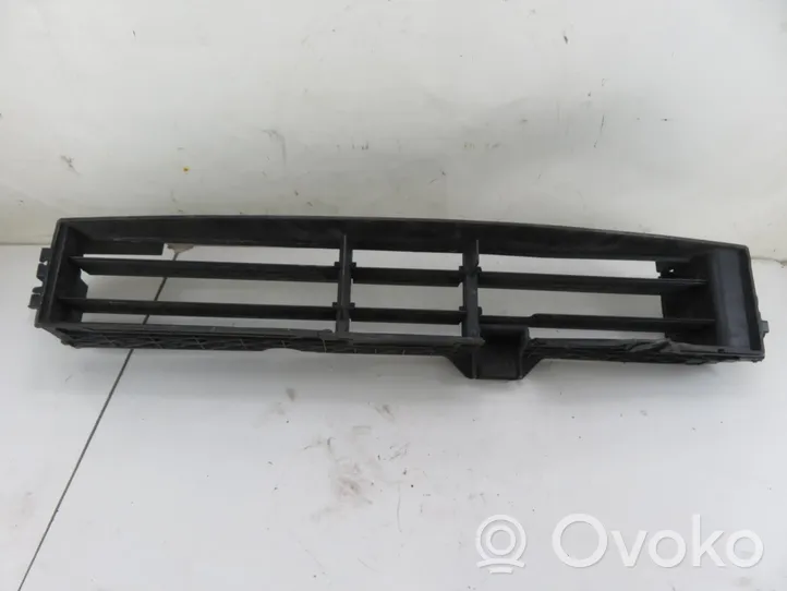 KIA Sportage Grill / Wlot powietrza błotnika przedniego 